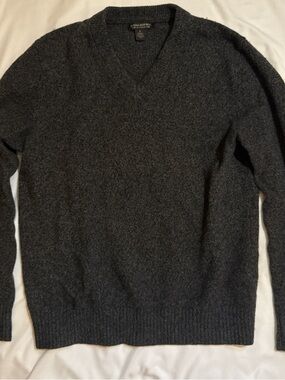 Banana Republic Men's Dark Charcoal V-Neck Sweater